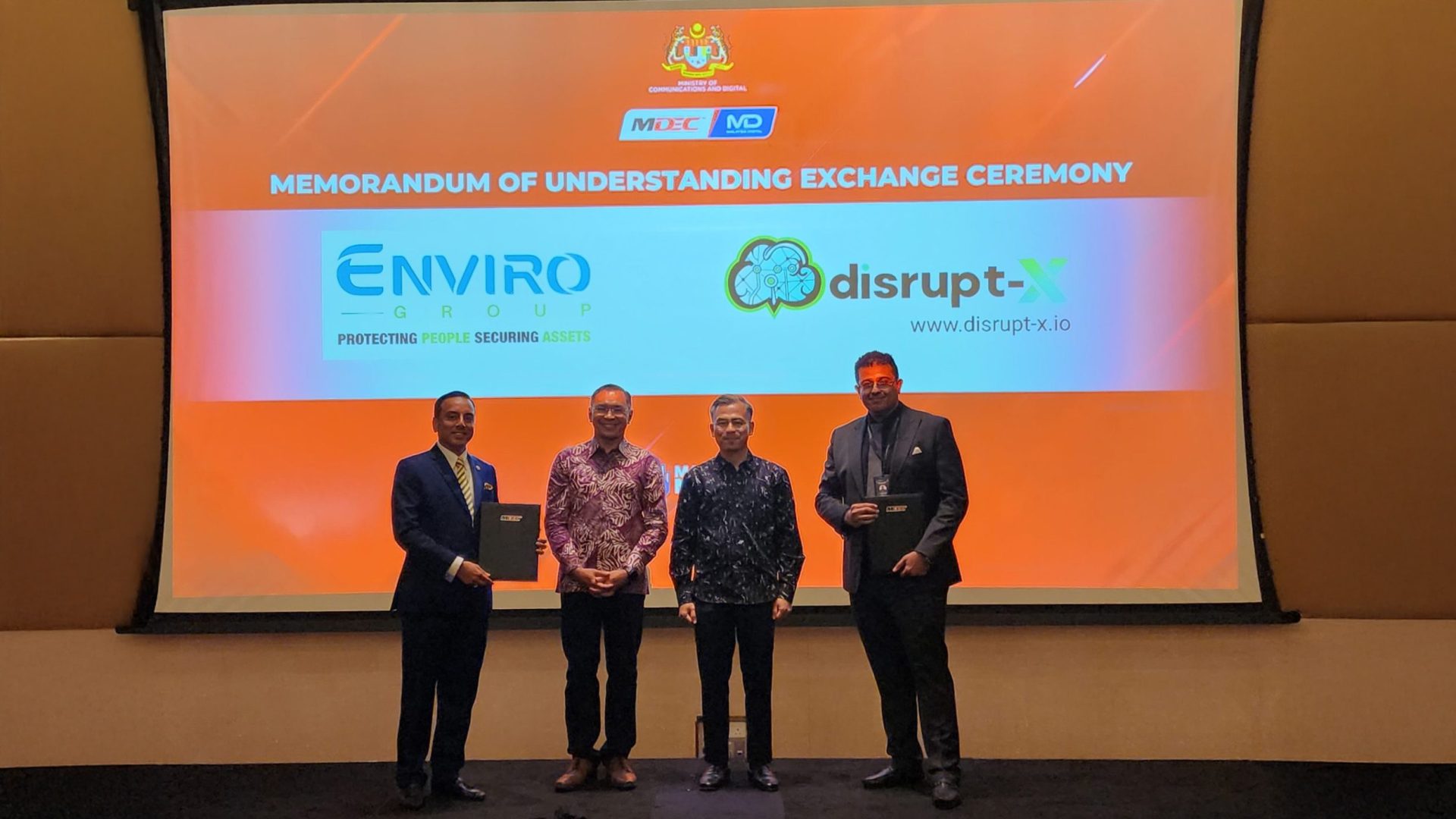 Disrupt-X et Enviro Group Asie