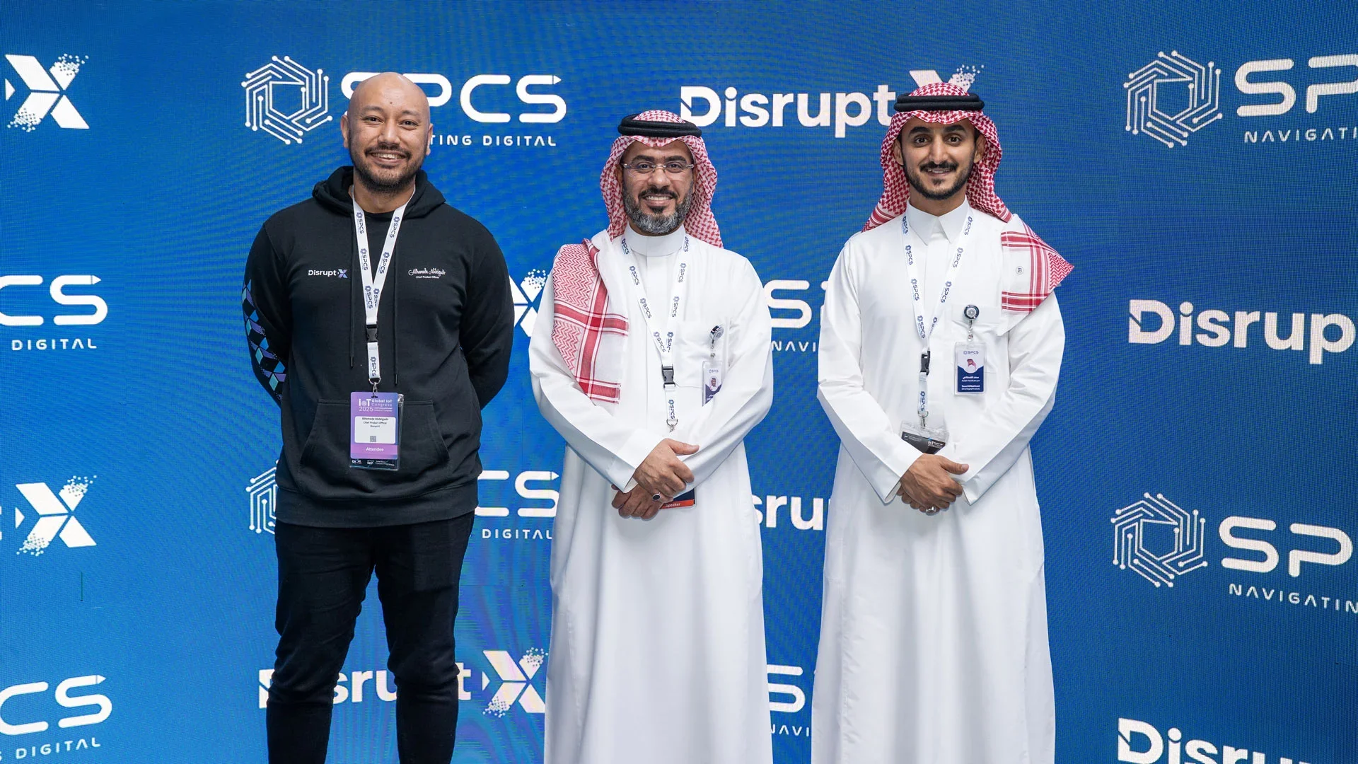 DX_spcs-1920x1080_L Alhamede Abdelgadir, Chief Product Officer of Disrupt-X (left), with Mohammad AlBadrani, Chief Digital Officer, and Saad AlQahtani, GM of Digital Products at SPCS.